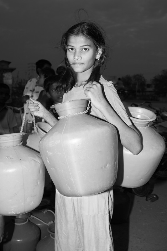 Water portraits - Waiting for water at the borewell in the evening – Anantapur town, Andhra Pradesh